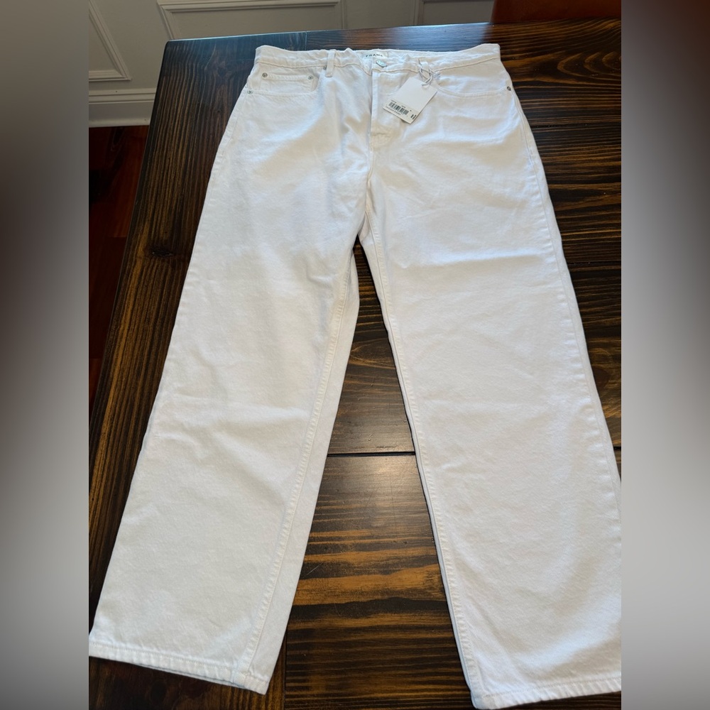Frame ‘The Slouchy Straight’ Women’s White Straight Jeans